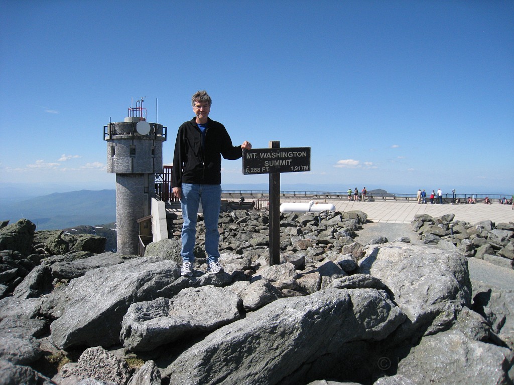 Mt Washington NH 2010 0400.jpg - Mt Washington NH. On May 23 2010 drove the road to the summit. Looked at the views, took some pictures, and drove back down.